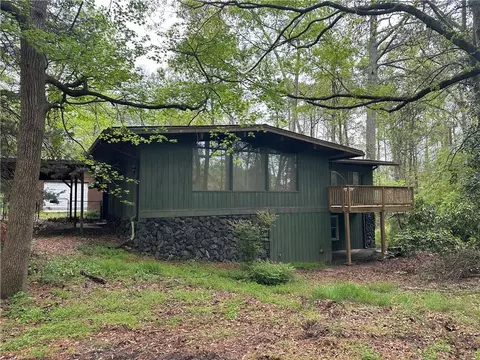 1400 Rock Chapel Rd, Lithonia, GA 30058