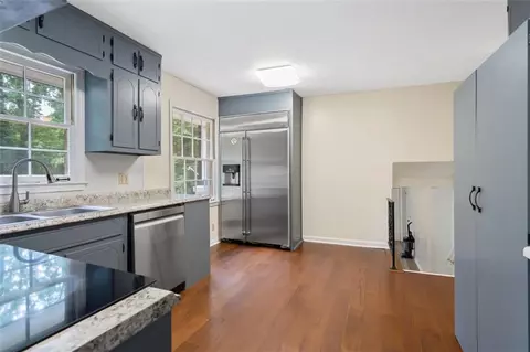 2511 Amalfi Dr, Conyers, GA 30012
