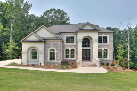 2058 Fontainbleau Dr, Conyers, GA 30094