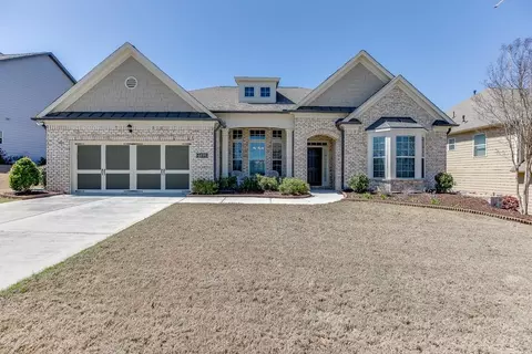 6695 Rivergreen Rd, Flowery Branch, GA 30542