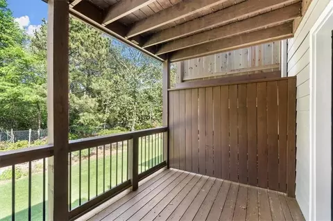 705 Park Ridge Cir, Marietta, GA 30068