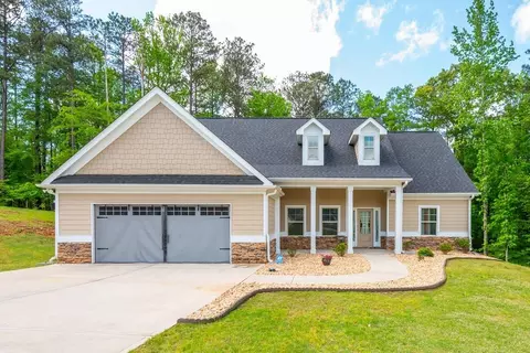 349 Smallwood Ln, Douglasville, GA 30134