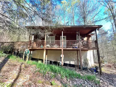 371 Canter Ct, Ellijay, GA 30540