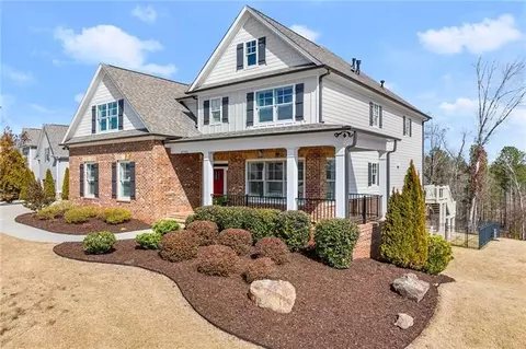 8785 Port View Dr, Gainesville, GA 30506