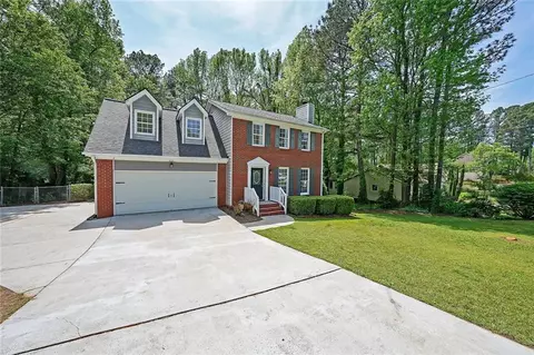 268 Arbour Run, Suwanee, GA 30024 photo 2