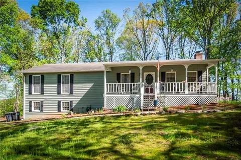 2004 Winding Creek Ln SW, Marietta, GA 30064