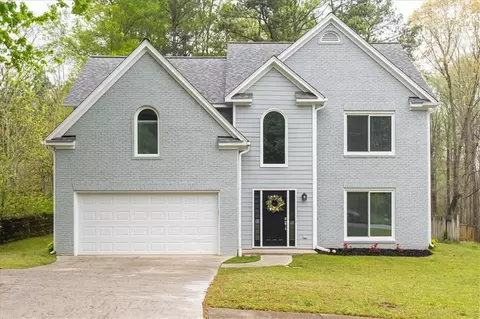 2034 Manor Oak Ln, Buford, GA 30519
