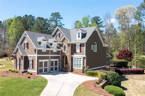 2338 Starr Lake Dr NW, Acworth, GA 30101