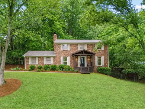1605 Bainbridge Way, Roswell, GA 30076