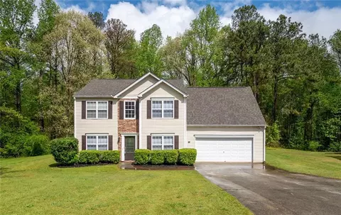 856 Crestworth Xing, Powder Springs, GA 30127