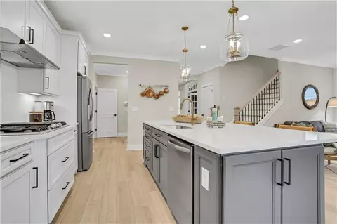 Kitchen - 339 Boundless Ln, Canton, GA 30114 photo 6 of 8