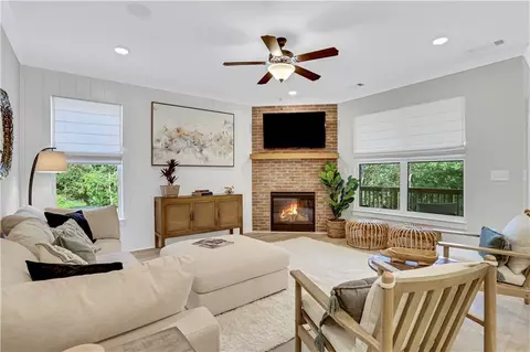 Living - 339 Boundless Ln, Canton, GA 30114 photo 3 of 15