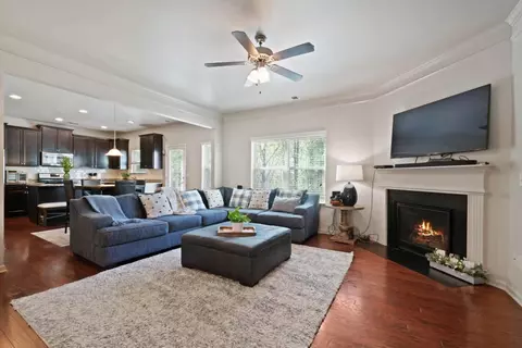 702 Wentworth Pl, Woodstock, GA 30188