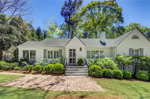 850 Beaverbrook Dr NW, Atlanta, GA 30318