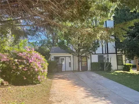 1161 Heritage Glen Dr, Norcross, GA 30093