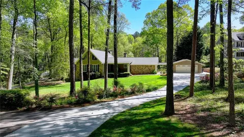 1444 Jay Ct, Snellville, GA 30078