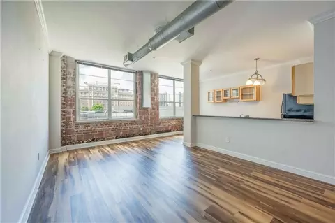 800 Peachtree St NE #8406, Atlanta, GA 30308