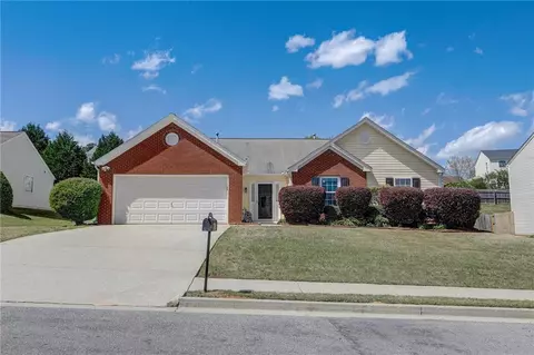 1242 Royal Ives Ct, Lawrenceville, GA 30045