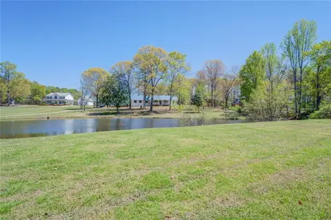 1551 Broadnax Mill Rd, Loganville, GA 30052