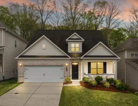 495 Broadmoor Dr, Braselton, GA 30517