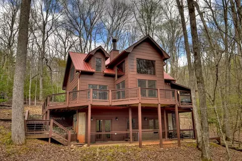 200 Old Indian Trl, Blue Ridge, GA 30513