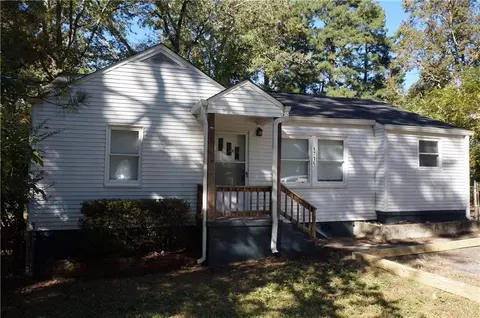 1716 Pine St SE, Marietta, GA 30060