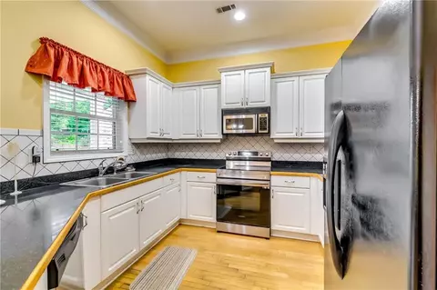 10185 Malcolm Dr, Covington, GA 30014 photo 8
