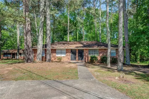 6534 Lower Dixie Lake Rd, Union City, GA 30291