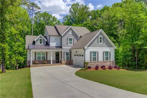 5681 Meadow View Dr, Jefferson, GA 30549