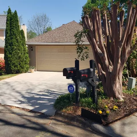 5713 Bridge Pointe Dr, Alpharetta, GA 30005
