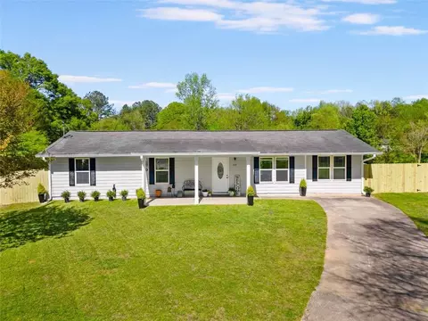 140 Vickie Dr, Hiram, GA 30141