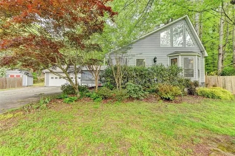 1030 Pinetree Ct, Powder Springs, GA 30127