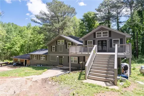 6270 Shadow Rock Dr, Lithonia, GA 30058