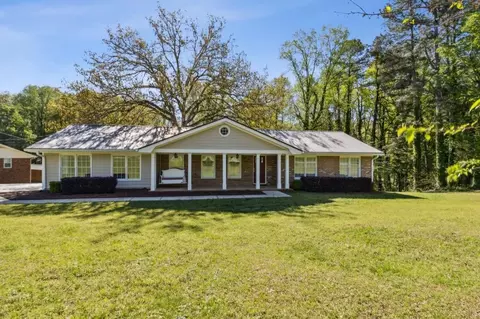 2491 Thrasher Rd, Buford, GA 30519