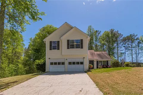 36 Carrie Dr, Dallas, GA 30157