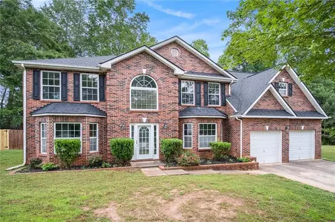 599 Trotters Ln, Mcdonough, GA 30252