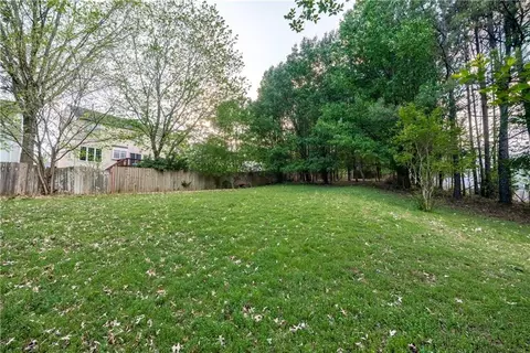 Exterior - 10880 Glenbarr Dr, Duluth, GA 30097 photo 6 of 7