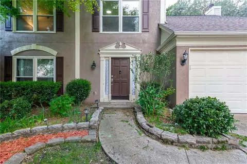 Exterior - 10880 Glenbarr Dr, Duluth, GA 30097 photo 2 of 7