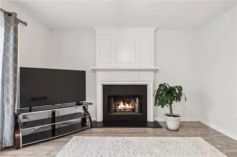Living - 10880 Glenbarr Dr, Duluth, GA 30097 photo 2 of 3