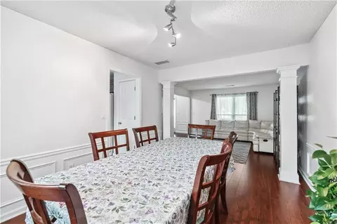 Dining - 10880 Glenbarr Dr, Duluth, GA 30097 photo 2 of 3