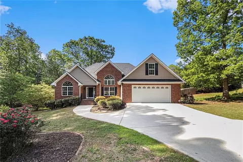 190 Willow Springs Dr, Covington, GA 30016