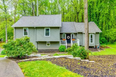 4522 Hickory Grove Dr NW, Acworth, GA 30102