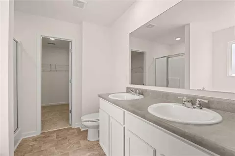 Bath - 212 Harrow Dr, Perry, GA 31069 photo 2 of 6