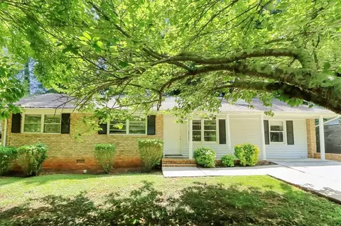 773 San Miguel Dr, Stone Mountain, GA 30083
