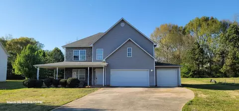1255 Mills Cove Dr, Covington, GA 30016