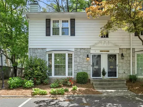136 Peachtree Memorial Dr NW #MD4, Atlanta, GA 30309