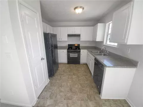 Kitchen - 140 Jericho Dr, Covington, GA 30016 photo 1 of 2