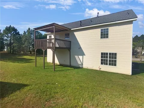Exterior - 140 Jericho Dr, Covington, GA 30016 photo 8 of 9