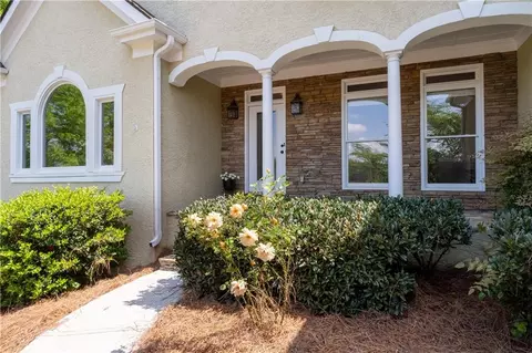 Exterior - 540 E Shore Dr, Canton, GA 30114 photo 4 of 14