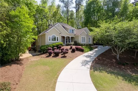 540 E Shore Dr, Canton, GA 30114